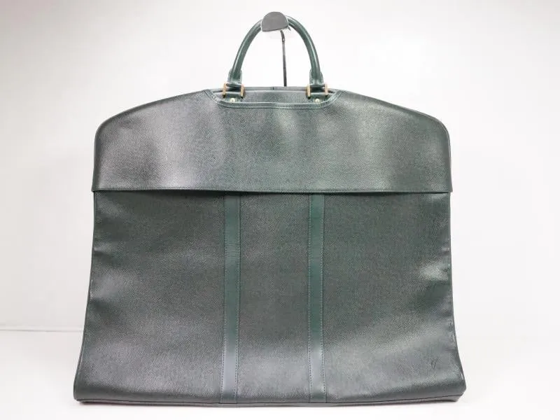 Authentic Pre-owned Louis Vuitton Taiga Epicea Green Housse Bering Garment Cover Bag M30134 201111