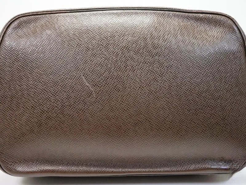 Authentic Pre-owned Louis Vuitton Taiga Grizzli Grizzly Trousse Toilette Gm Clutch Bag Pouch M30218