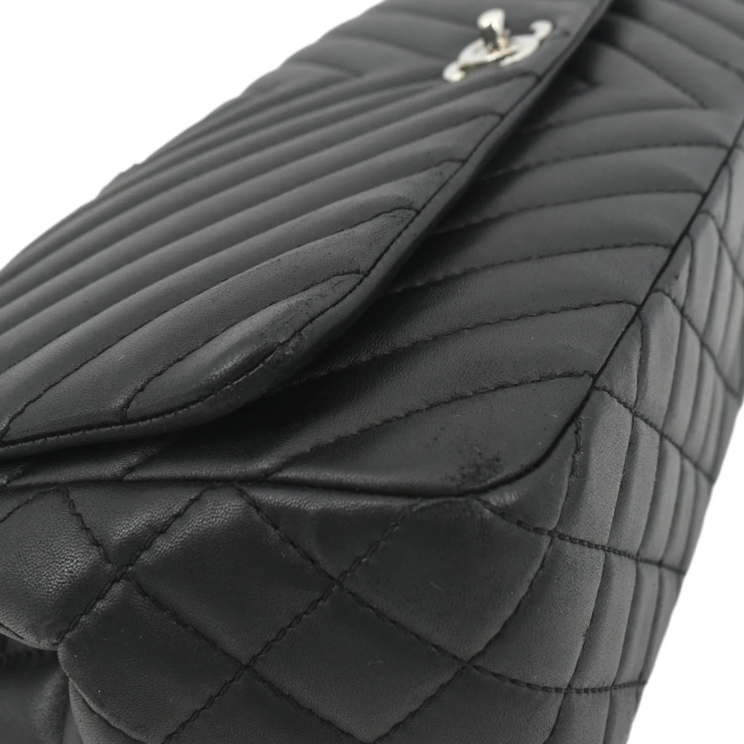 CL Surpique Chevron Medium Lambskin Leather Flap Crossbody Bag Black